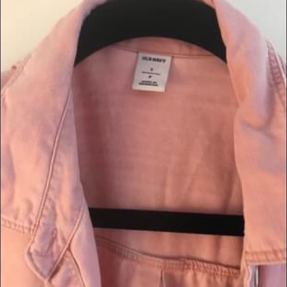 Old Navy - Button Down Shirt 🌸 - Picture 7 of 8